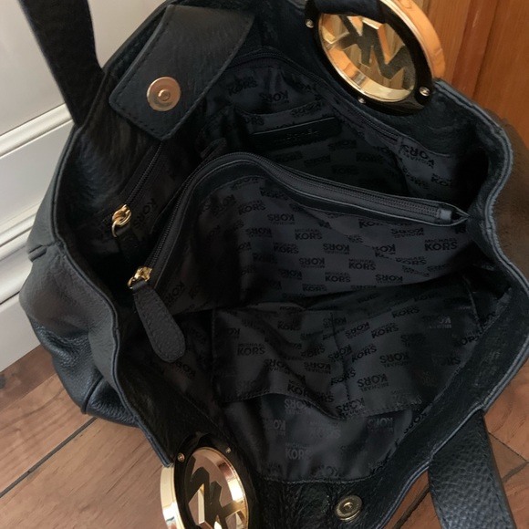 Michael Kors black, genuine leather shoulder bag like new - Picture 3 of 8